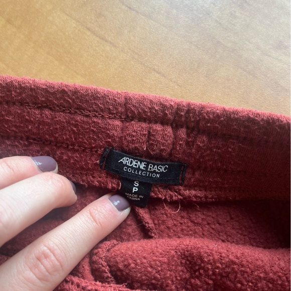 Red Shorts (Ardenne’s) - Picture 3 of 3